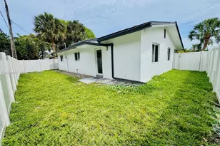 105-107 NE 30th Ct, Wilton Manors, FL 33334 - Photo 23