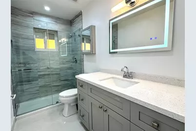 105-107 NE 30th Ct #105, Wilton Manors, FL 33334 - Photo 11