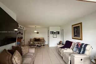 9715 Hammocks Blvd, Miami, FL 33196 - Photo 3