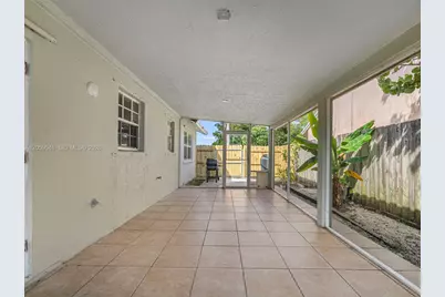 1378 Osprey Ct, Homestead, FL 33035 - Photo 7