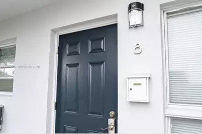 2206 Fillmore St #8, Hollywood, FL 33020 - Photo 15