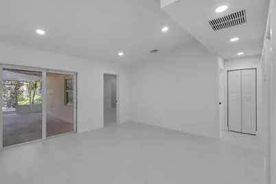 2828 NW 95th Ave, Coral Springs, FL 33065 - Photo 13