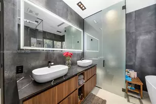 4027 194th Trl, Sunny Isles Beach, FL 33160 - Photo 33