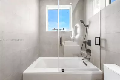 4027 194th Trl, Sunny Isles Beach, FL 33160 - Photo 47