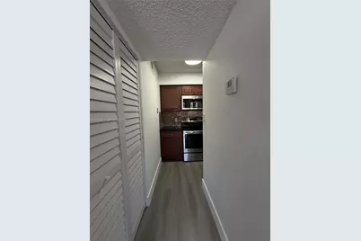 510 S Park Rd #23-10, Hollywood, FL 33021 - Photo 9