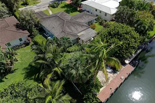 1010 NE 105th St, Miami Shores, FL 33138 - Photo 35