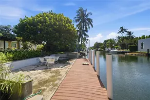 1010 NE 105th St, Miami Shores, FL 33138 - Photo 29