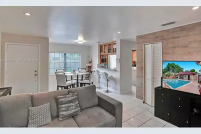 10540 SW 154th #7, Miami, FL 33196 - Photo 11