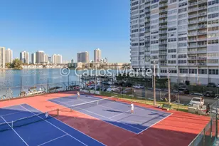 2780 NE 183rd St, Aventura, FL 33160 - Photo 15