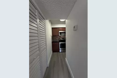 510 S Park Rd #23-10, Hollywood, FL 33021 - Photo 9