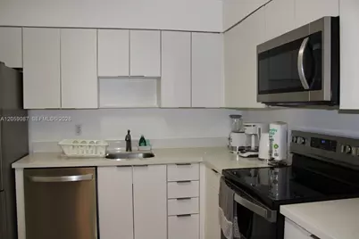 5161 Collins Ave #1510, Miami Beach, FL 33140 - Photo 13