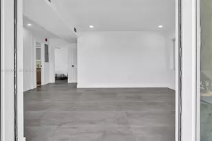 11900 N Bayshore Dr, North Miami, FL 33181 - Photo 5