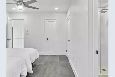 11900 N Bayshore Dr #104, North Miami, FL 33181 - Photo 13