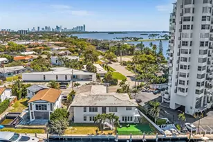 11900 N Bayshore Dr, North Miami, FL 33181 - Photo 31