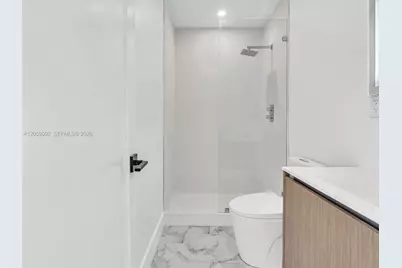 11900 N Bayshore Dr #205, North Miami, FL 33181 - Photo 21