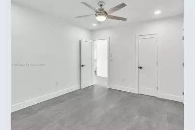 11900 N Bayshore Dr #205, North Miami, FL 33181 - Photo 25