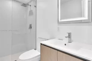 11900 N Bayshore Dr, North Miami, FL 33181 - Photo 9