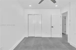 11900 N Bayshore Dr, North Miami, FL 33181 - Photo 7