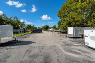 13710 SW 90th Ave, Miami, FL 33176 - Photo 9