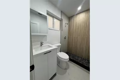 180 W 21st St #180, Hialeah, FL 33010 - Photo 21