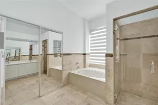 2339 NW 195th Ave, Pembroke Pines, FL 33029 - Photo 13