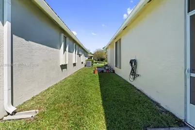 337 SW Maclay Way, Port Saint Lucie, FL 34986 - Photo 39