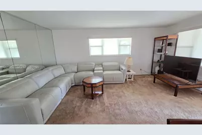 300 Layne Blvd #301, Hallandale Beach, FL 33009 - Photo 5