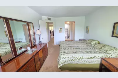300 Layne Blvd #301, Hallandale Beach, FL 33009 - Photo 9