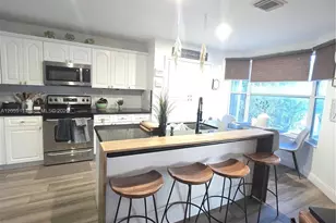 19130 NW 10th St, Pembroke Pines, FL 33029 - Photo 17