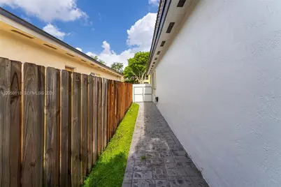 6265 SW 161st Pl, Miami, FL 33193 - Photo 31