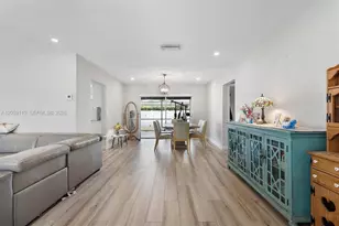 8963 SW 53rd St, Cooper City, FL 33328 - Photo 9