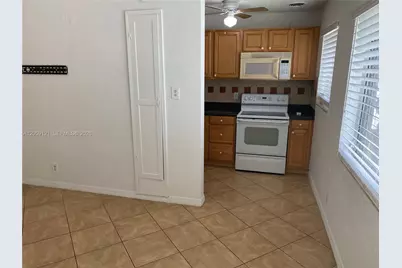 5616 Arthur St #South, Hollywood, FL 33021 - Photo 5