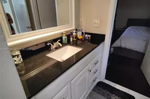 4871 Via Palm Lakes, West Palm Beach, FL 33417 - Photo 11