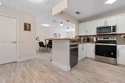 4736 NW 114th Ave #205, Doral, FL 33178 - Photo 9
