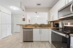 4736 NW 114th Ave, Doral, FL 33178 - Photo 7