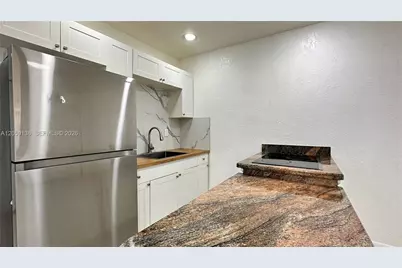 2220 Charleston St #2, Hollywood, FL 33020 - Photo 7