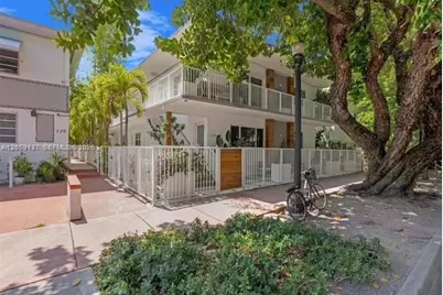 224 Meridian Ave #9, Miami Beach, FL 33139 - Photo 1