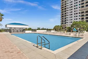 1201 S Ocean Dr, Hollywood, FL 33019 - Photo 51