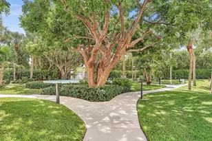 1201 S Ocean Dr, Hollywood, FL 33019 - Photo 59