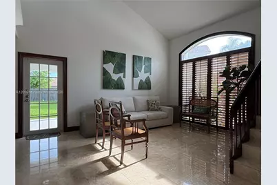 6610 SW 104th Ct, Miami, FL 33173 - Photo 9