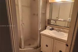 3430 NW 52nd Ave, Lauderdale Lakes, FL 33319 - Photo 11