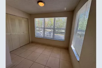 417 Vista Isles Dr #2324, Sunrise, FL 33325 - Photo 13