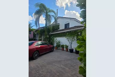 421 SW 87th Ct #0, Miami, FL 33174 - Photo 19