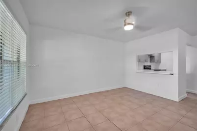 10015 NW 4th St #203, Pembroke Pines, FL 33024 - Photo 9
