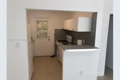 5647 Hayes St #A, Hollywood, FL 33021 - Photo 11