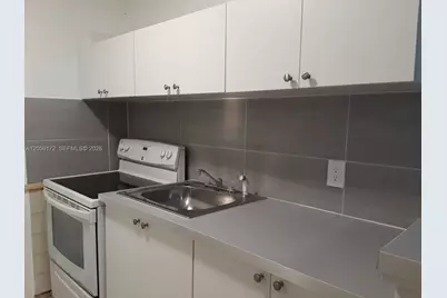 5647 Hayes St #A, Hollywood, FL 33021 - Photo 5