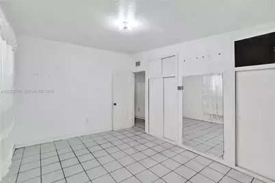 2145 NW 124th St, Miami, FL 33167 - Photo 13