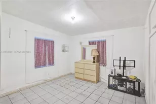 2145 NW 124th St, Miami, FL 33167 - Photo 17