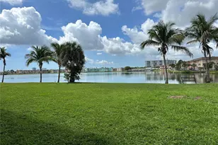 19001 NE 14th Ave, Miami, FL 33179 - Photo 17