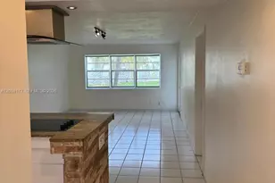 19001 NE 14th Ave, Miami, FL 33179 - Photo 5